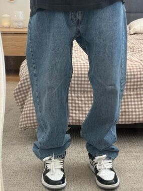 🌟 vintage Y2K style Levi's 505 blue baggy jeans!!